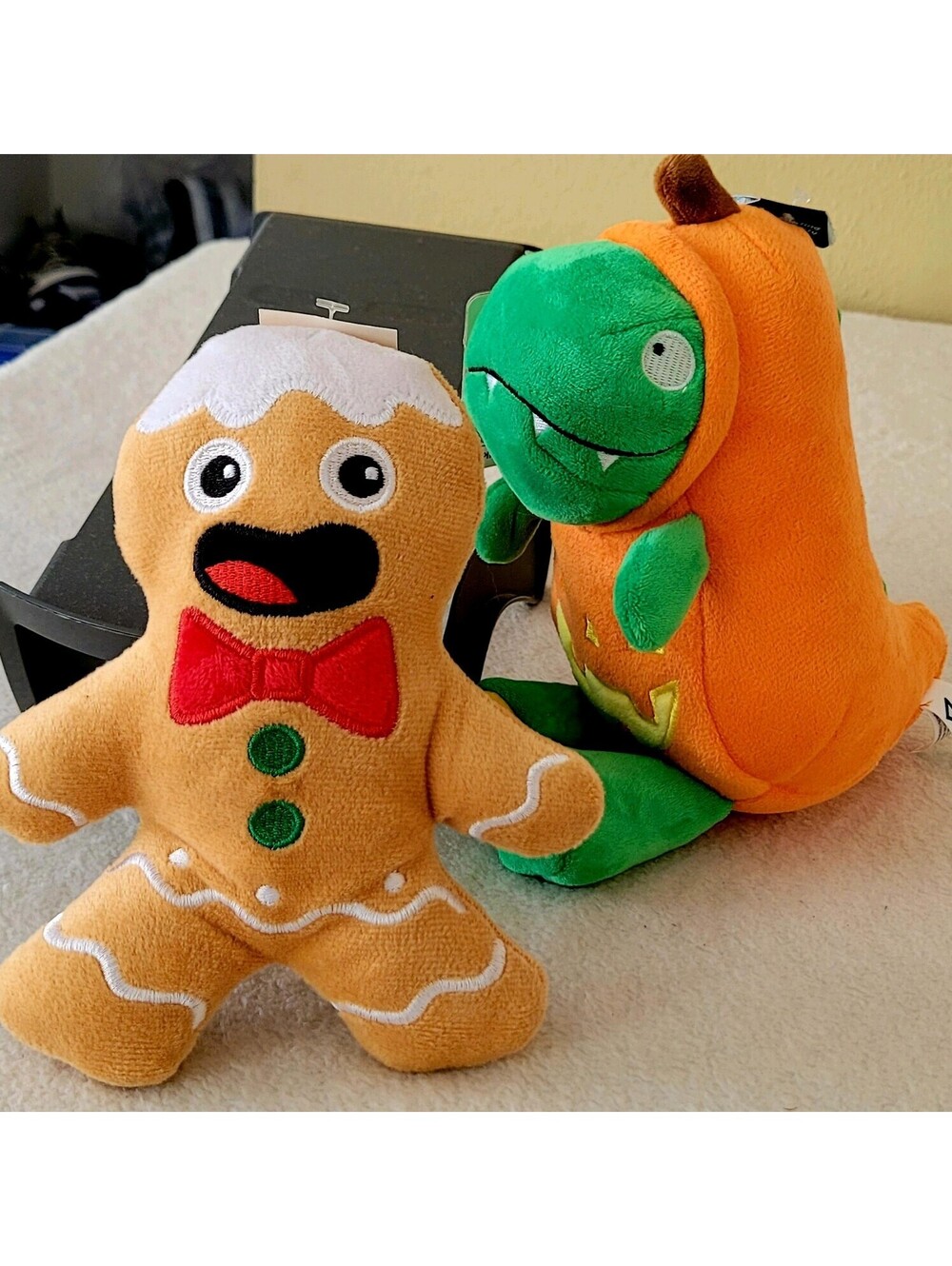 Lot of 2 Holiday DOG Plush Squeaky Toys Stuffed Animal. Huxley and Kent Petsmart